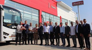 Anadolu Isuzu Kocaeli Yetkili SatıcısıFNC Otomotiv’den Tuncay Seyahat’e 75 adet Isuzu D-Max Pick-up ve Novo Lux midibüs teslimatı