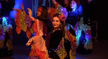 İnegöl Belediyesi Halk Dansları Topluluğu Sanatçılar Yetiştiriyor