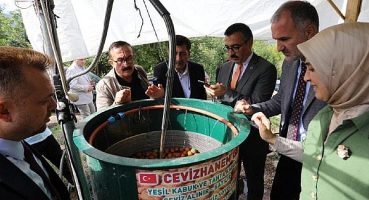 İnegöl’de Ceviz Hasadı Başladı