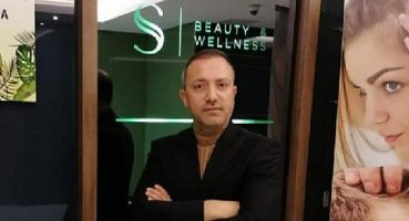 S’Clinic’e İzmir’e değer katan marka ödülü