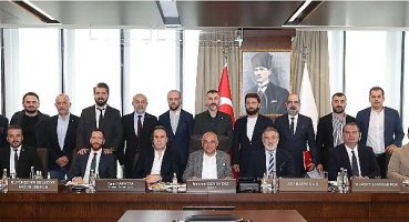 1. Lig Kulüpler Birliği’nden TFF Başkanı Mehmet Büyükekşi’ye ziyaret