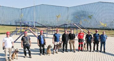 Aydın Büyükşehir Belediyesi’nin Arama Kurtarma Köpeği ‘ZEYNA’ Büyük Başarıyla Mezun Oldu