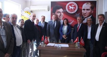 Başkan Çerçioğlu Çine’de Demokrat Parti Kongresi’ni Ziyaret Etti