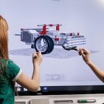 cocuklar-robotik-kodlama-ile-geleceklerini-insa-ediyor.jpg