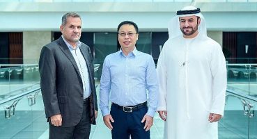 Emirates ve teknoloji devi Huawei yolcu deneyimi odaklı çalışmaları inceledi