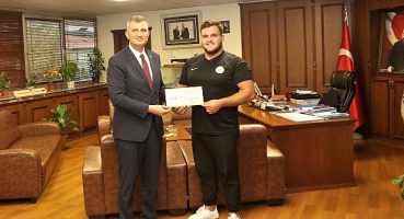 Gölcük’ün Gururu Yunus Emre Akman