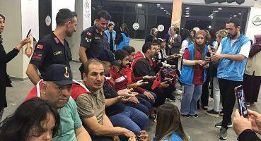 Keçiören Belediyesi Engelli Bireyleri Mersin Kampına Götürdü