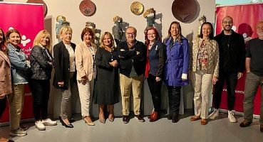 Koruncuk Vakfı Yararına HayalimOkul Sergisi