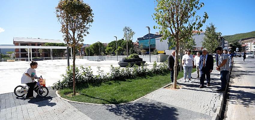 mentese-kent-meydani-acilisa-hazirlaniyor.jpg