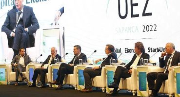 Uludağ Ekonomi Zirvesi’nde konuşan Galata Wind CEO’su Burak Kuyan: Global bir oyuncu olmak istiyoruz