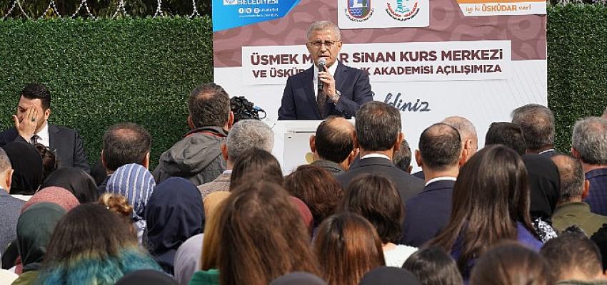 uskudar-belediyesi-16-merkez-olan-usmek-mimar-sinan-kurs-merkezini-acti.jpg