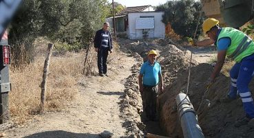 ASKİ Salavatlı’da da büyük bir altyapı çalışmasına imza atarken mahalle muhtarı Kemal Uymaz yapılan çalışmaları değerlendirdi