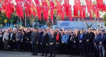 Atatürk, Bayrampaşa’da törenle anıldı
