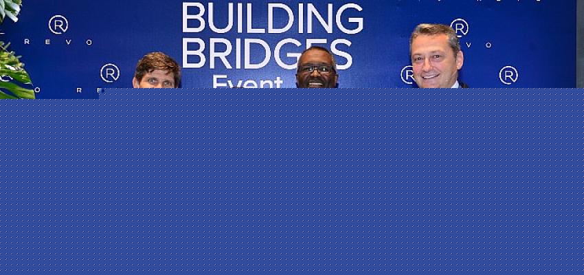 avrupa-ve-turkiyenin-onde-gelen-yatirimcilari-revo-capitalin-duzenledigi-ucuncu-building-bridges-zirvesi-icin-istanbulda-bir-araya-geldi.jpg