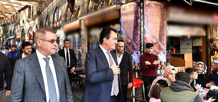 baskan-dundar-gune-esnaf-ziyareti-ile-basladi.jpg