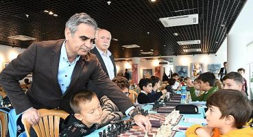 Başöğretmen Atatürk Satranç Turnuvası başladı