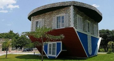 Bu eve girenlerin adeta başı dönüyor