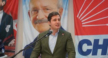CHP İzmir İl Başkanı Deniz Yücel Seferihisar’da Cumhuriyet Halk Partili kadınlarla kahvaltıda buluştu