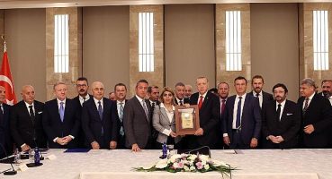 Cumhurbaşkanı Erdoğan, Kulüpler Birliği heyetini kabul etti