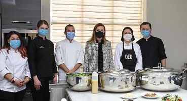 DEÜ’de Glütensiz Menü Dönemi