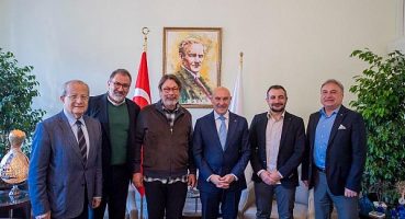 Ezeli rekabet değil ebedi dostluk