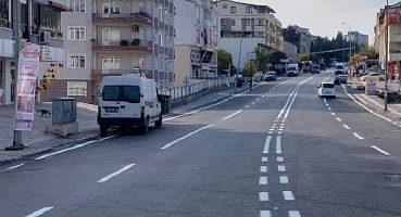 Körfez Akşemsettin Caddesi ve Cumhuriyet Bulvarında yol çizgileri çekildi