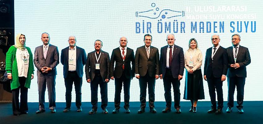 maden-sularinin-gelecegi-kizilayin-duzenledigi-kongrede-tartisildi.jpg