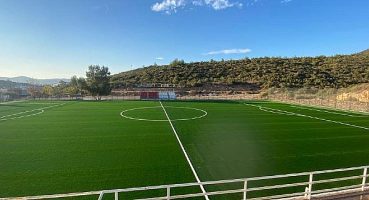 Ürkmez Şehit Osman Koç Stadı çalışmaları sona yaklaşıyor