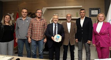 Veteran basketbolculardan Başkan Erdem’e teşekkür