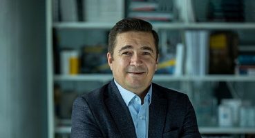 EY: Elektrikli araçlar, otomobil satın alma deneyimini yeniden şekillendiriyor