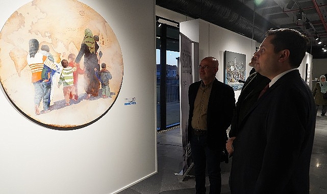 goc-temali-ulusal-resim-sergisi-acildi.jpg