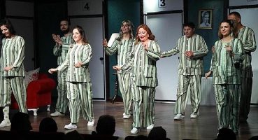 İnegöllüler “Deliler Evi” İle Kahkahaya Boğuldu