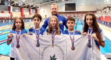 Osmangazili Kulaçlar Madalyaya Doymuyor