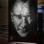 sisecam-10-kasim-filmindeki-cam-ataturk-portresi-rahmi-m-koc-muzesinde-sergileniyor.jpg