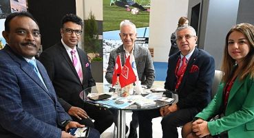 UFTAA Başkanı Rumalla, Kemer standını ziyaret etti