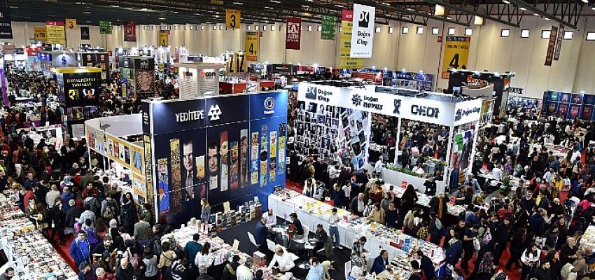 uluslararasi-istanbul-kitap-fuari-2-yil-aradan-sonra-kitapseverlerin-yogun-ilgisiyle-tamamlandi.jpg