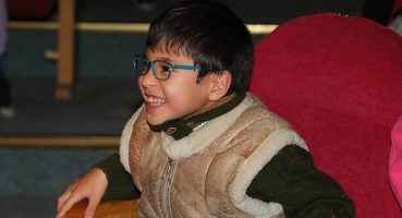 Çocuklar tiyatro şenliği ile tatilin keyfini çıkarıyor