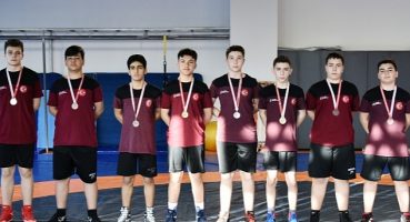 Aliağalı Güreşçilerden 14 Madalya Birden