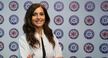 Doç. Dr. Sezen Köse: “İnsanın şifası insandadır"