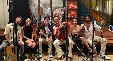 Evrencan Gündüz ve Naz Özgülüş'ün Yeni Şarkısı “Çare Ol Bana” Lansmanı Ünlü İsimlerle Gerçekleşti