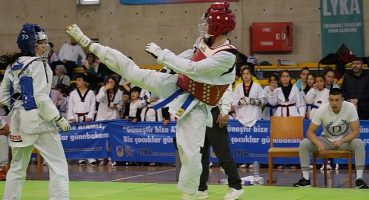 Şenlik coşkusu Taekwondo ve tenisle başladı!