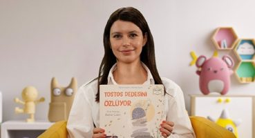 Beren Saat depremden etkilenen çocuklar için kitap okudu