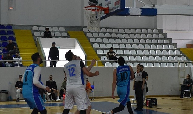 ege-universitesi-3x3-turkiye-basketbol-turnuvasina-ev-sahipligi-yapti.jpg