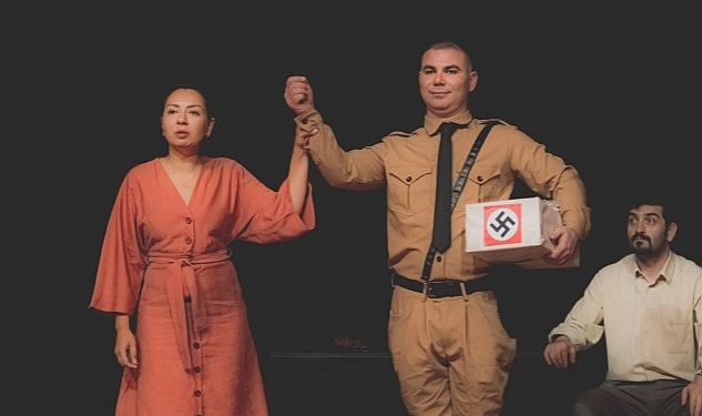 nazi-donemi-zulmunu-anlatan-korku-ve-sefalet-oyunu-seyirciyle-bulustu.jpg