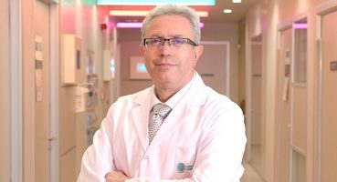 Prof. Dr. Aytaç Atamer: “Kolon kanseri, tedavisi mümkün ve önlenebilir bir hastalık"