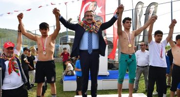 Salbaş'ta başpehlivan Mehmet Çelebi