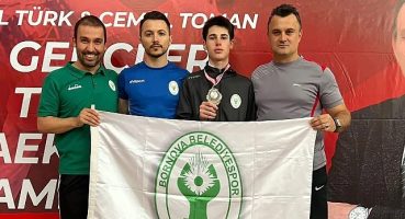 Bornova'nın gururu Bekir Osmanoğlu