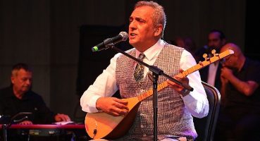 Âşık Veysel'in türküleri Yavuz Bingöl tarafından Kocaeli'de seslendirildi