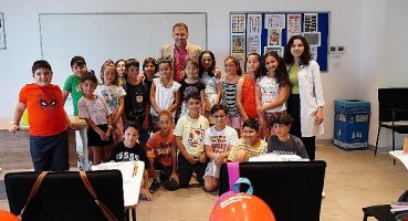  Kültür sanat kampında hem eğleniyor hem de öğreniyorlar 