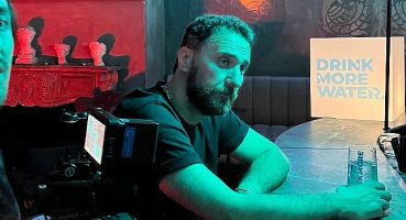 Oyuncu Fırat Çelik, Pernod Ricard 'Drink More Water' isimli yeni filmi ile su içmeye davet ediyor